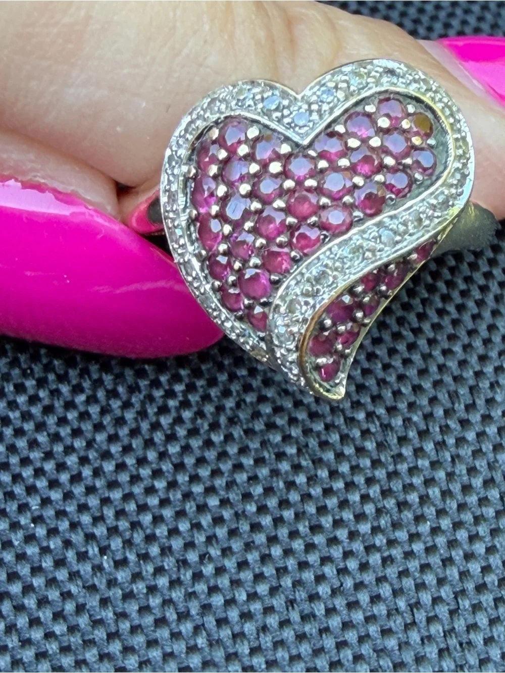 10K Gold Natural Thai Ruby & Diamond Heart Ring